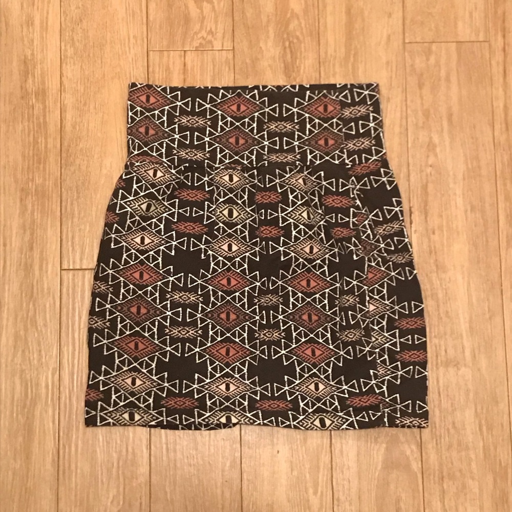 Charlotte Russe Patterned Pencil Skirt